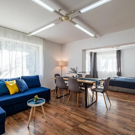 アパート Excellent 2br Flat In Downtown