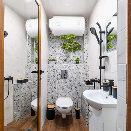 アパート Excellent 2br Flat In Downtown