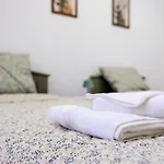 Excellent 2br Flat In Downtown *