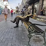 Excellent 2br Flat In Downtown *