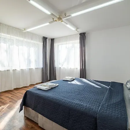 Excellent 2br Flat In Downtown Apartment Varna