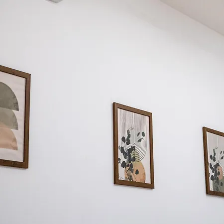 Apartment Excellent 2br Flat In Downtown